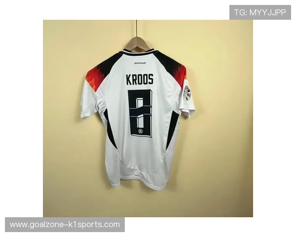 身穿24号球衣的足球明星谁能成为下一代传奇球员